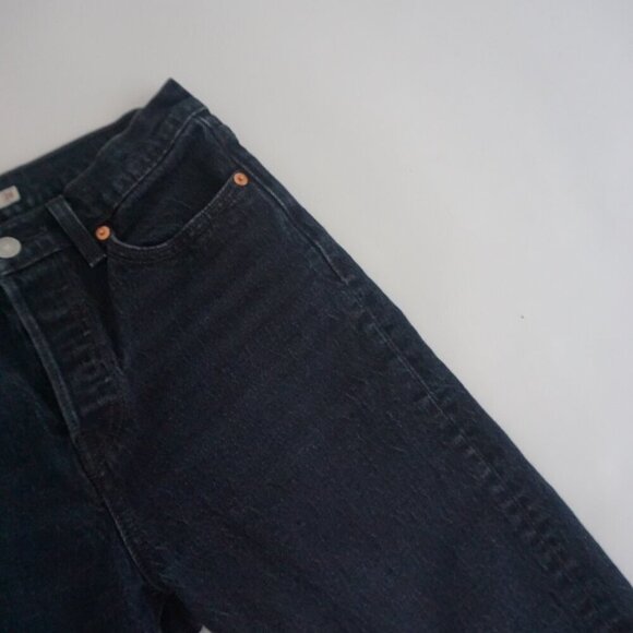 Levi's Wedgie Black Stone Wash Straight Tapered High Waisted Denim Jeans 26 - Picture 6 of 12